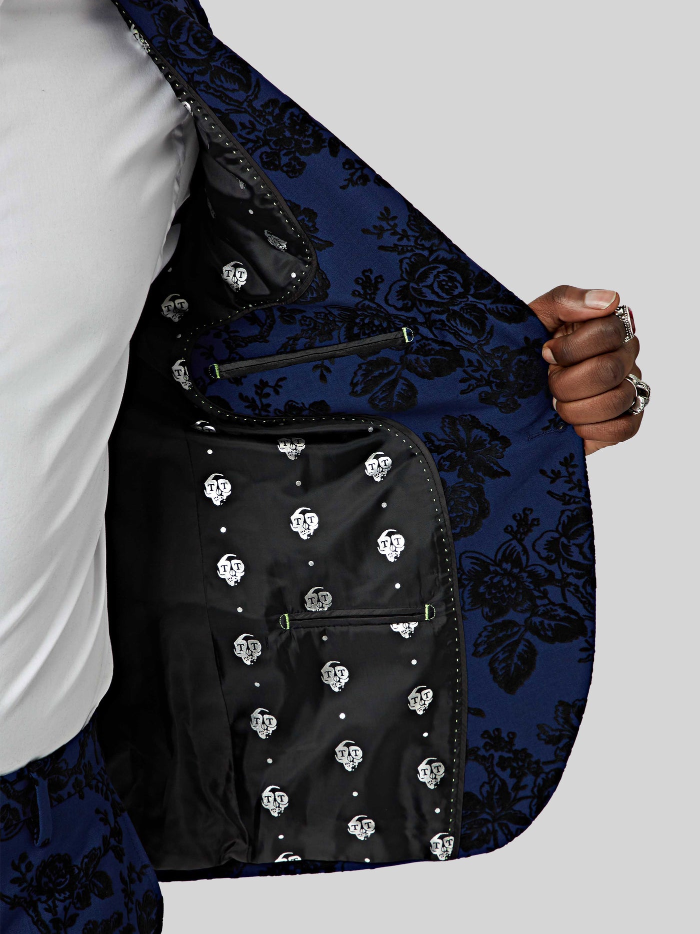 twisted-tailor-jackalope-blue-suit-jacket-with-floral-flocking