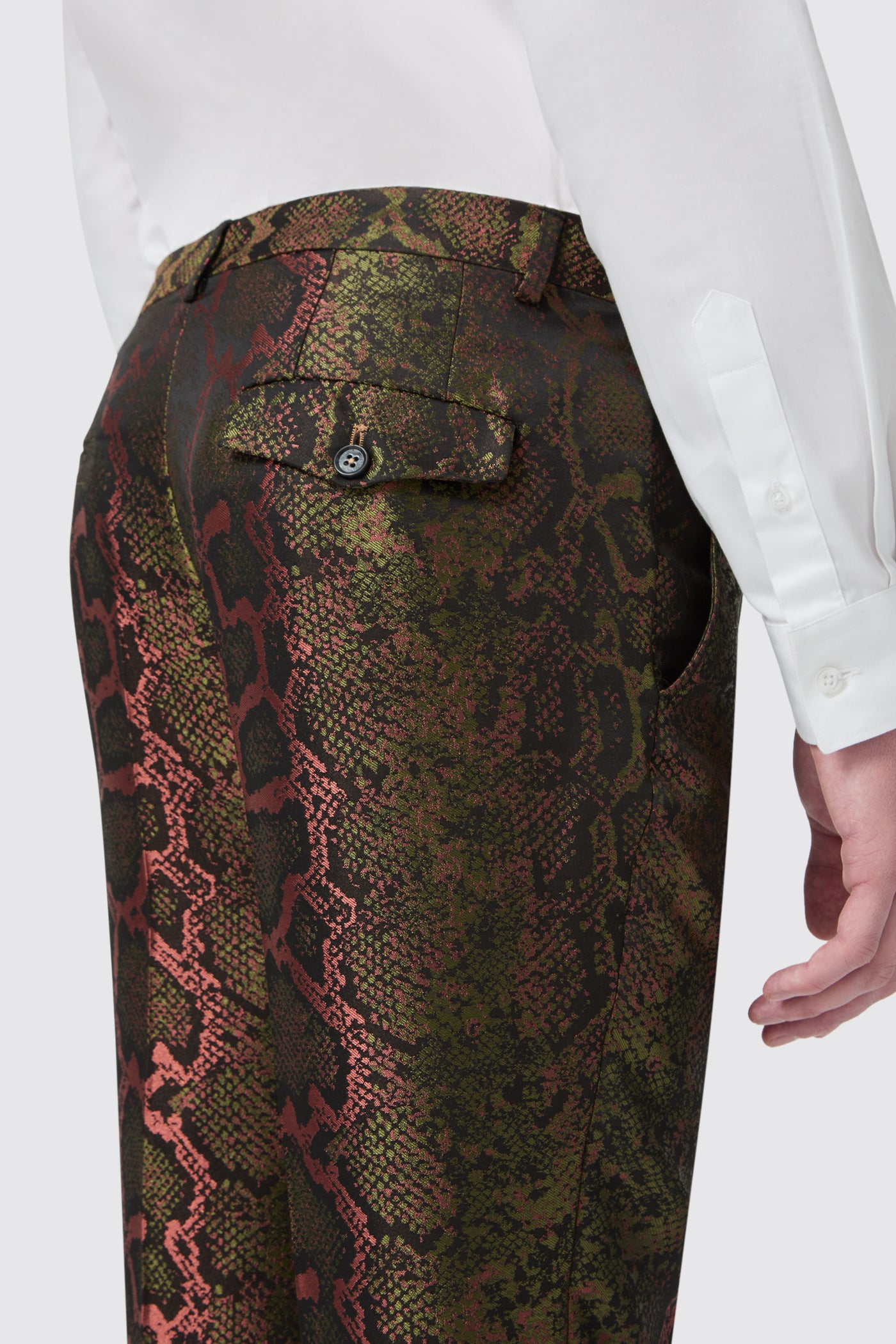 Koven Slim Fit Green Jacquard Snakeskin Suit