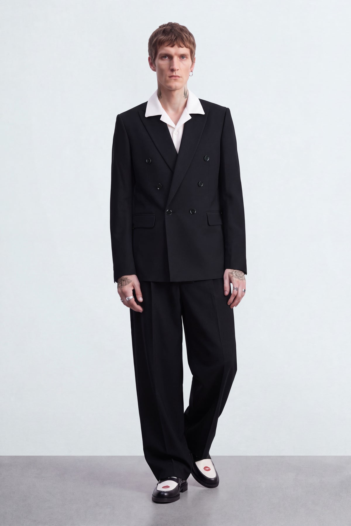 Syrah Relaxed Fit Double Breasted Black Suit