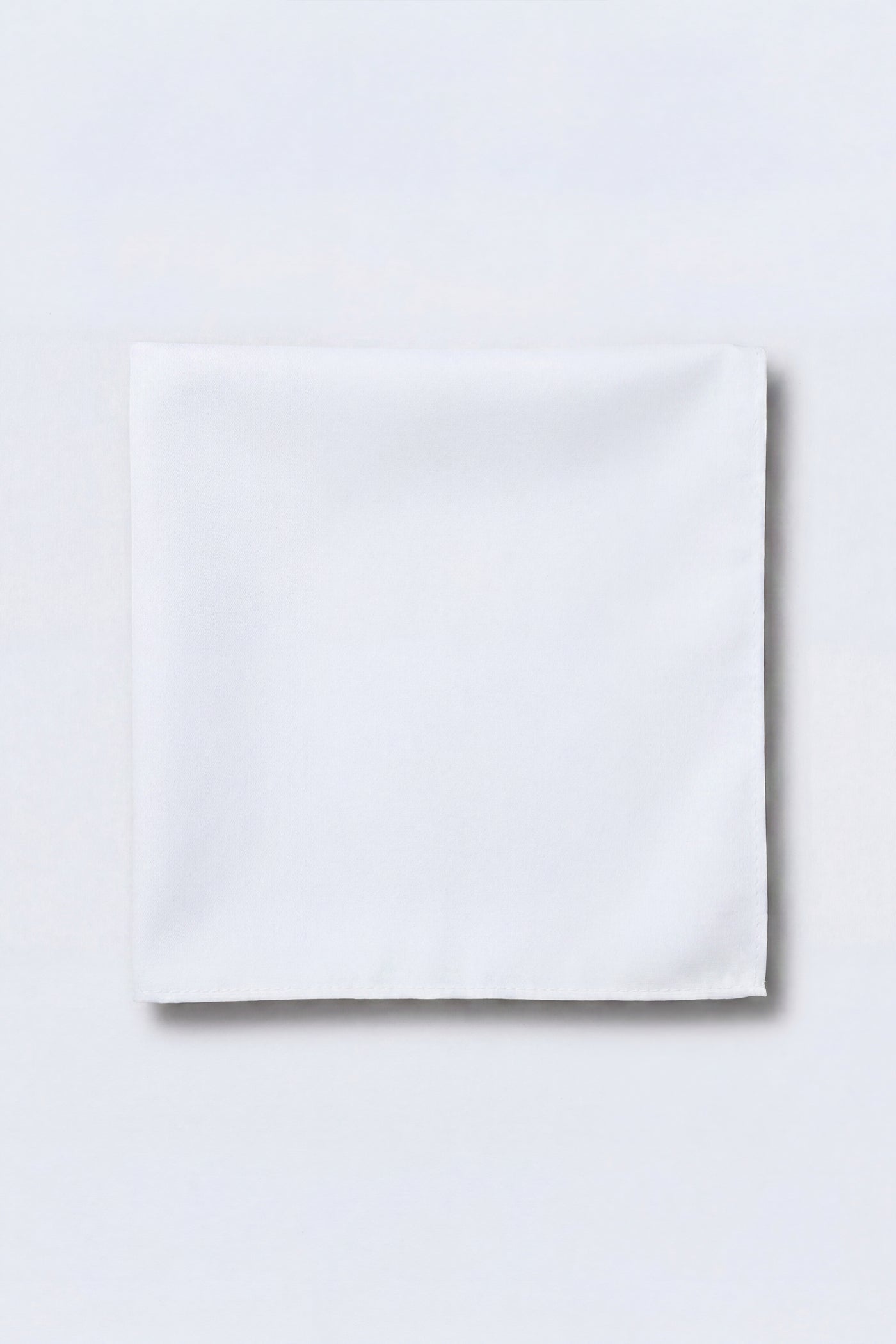 Ellroy Plain White Hank