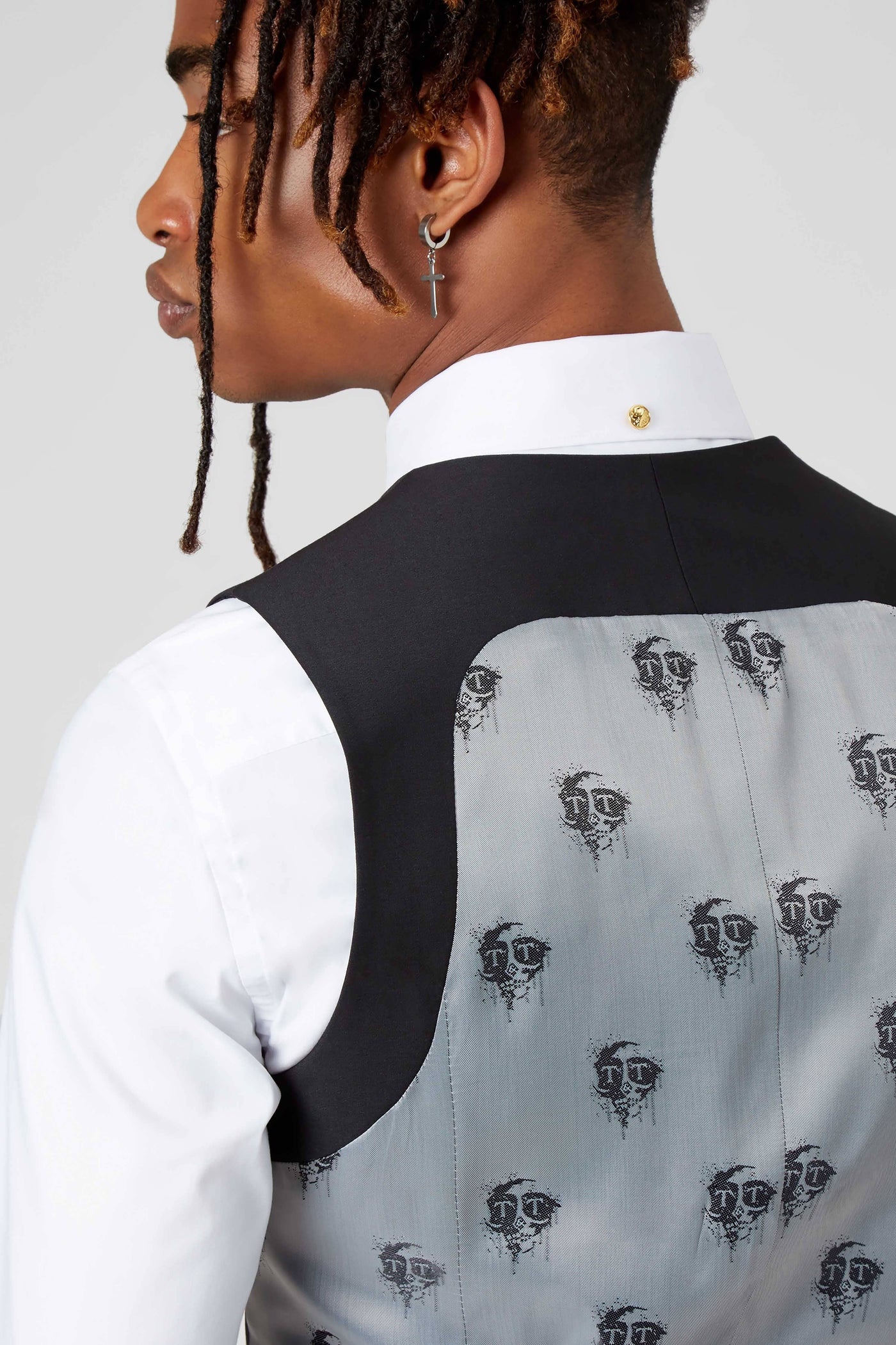 Twisted Tailor Ellroy Skinny Fit Black Double Breasted Waistcoat