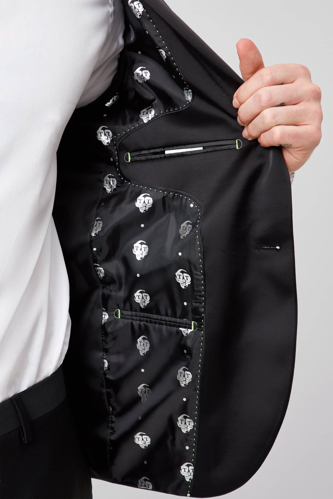 Twisted Tailor Kingdon Black Dinner Jacket