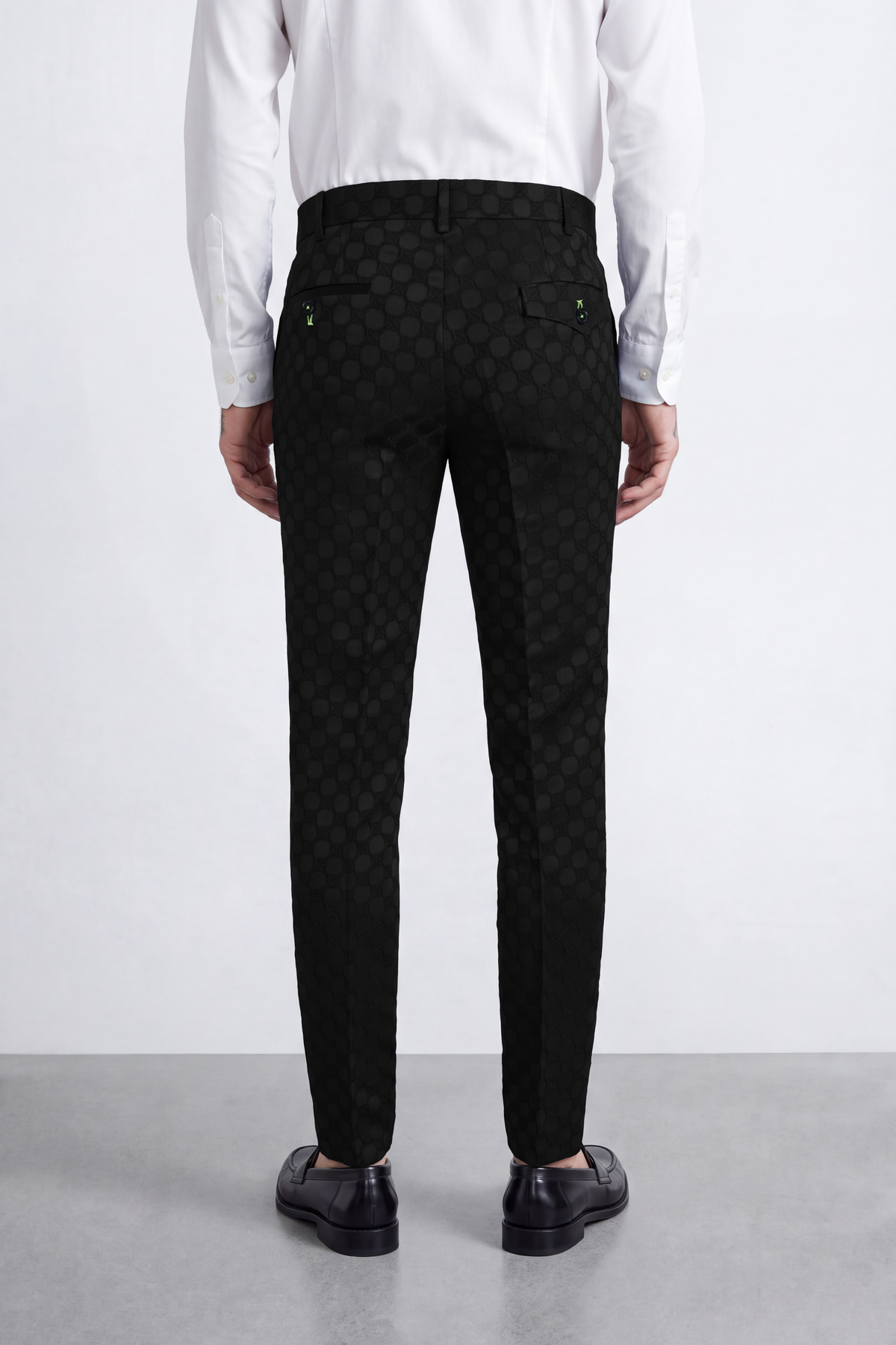 Papatya Slim Fit Black Jacquard Suit