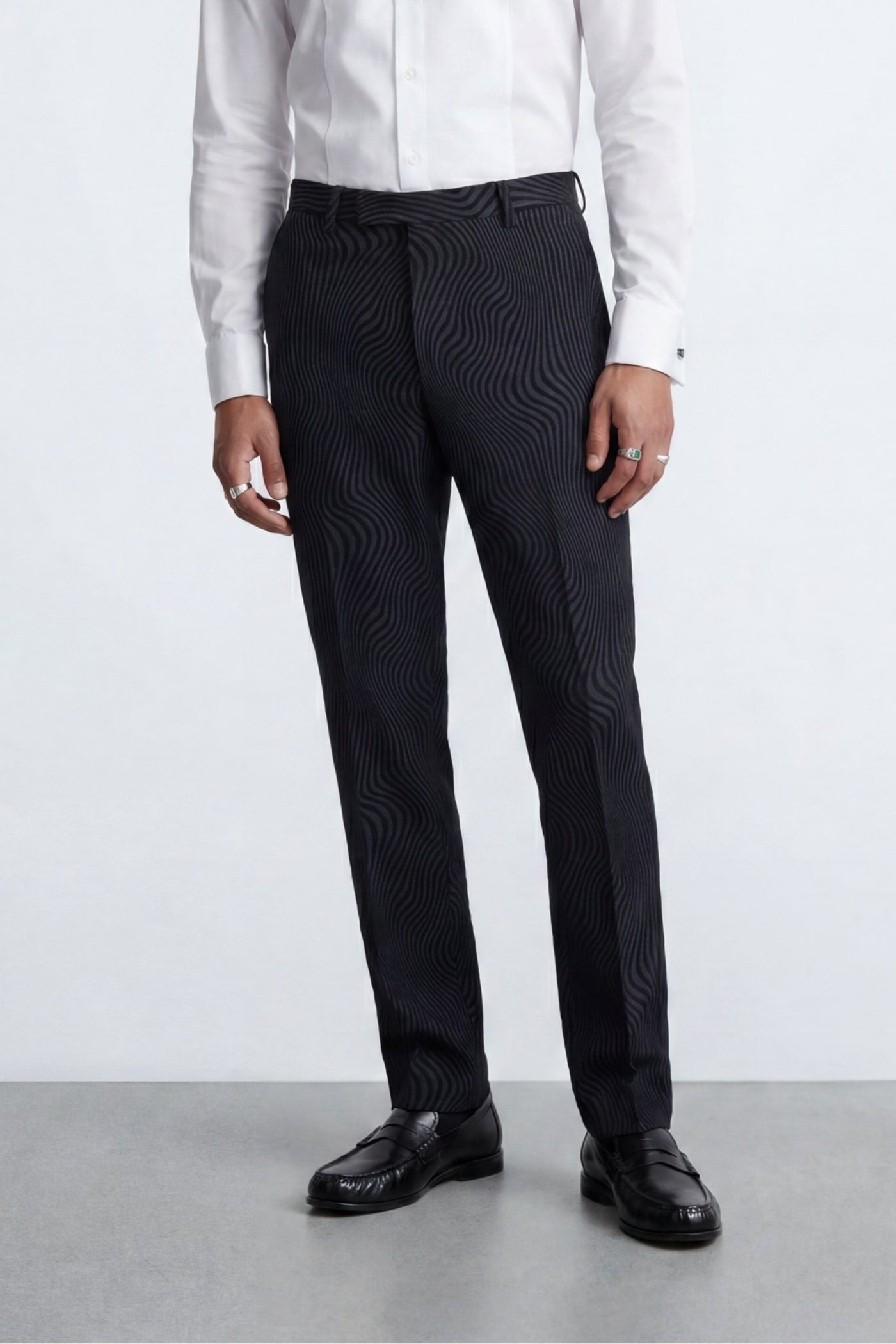 Elio Charcoal Flock Suit