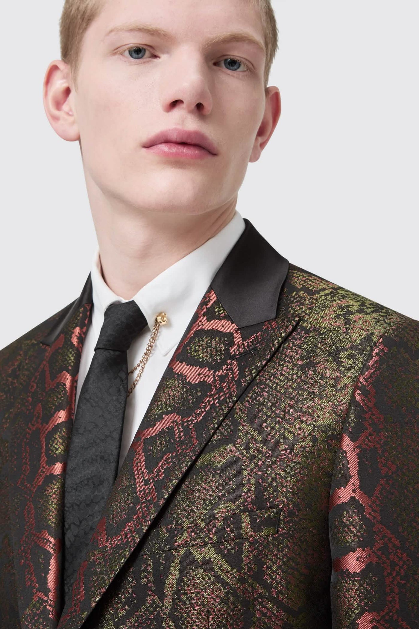 Koven Slim Fit Green Jacquard Snakeskin Suit