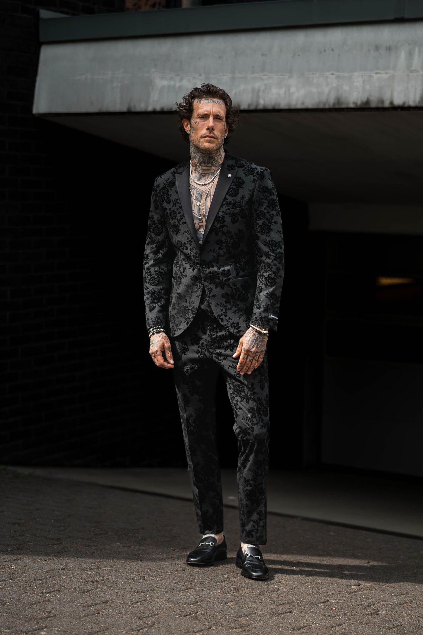 Cipher Skinny Fit Black Floral Tuxedo Suit