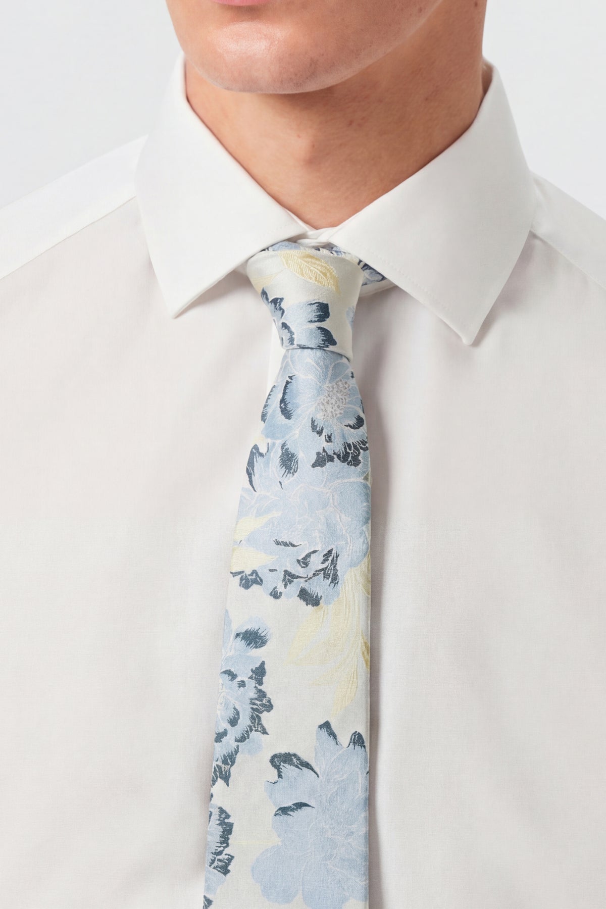 Victor Print Tie Silver Floral