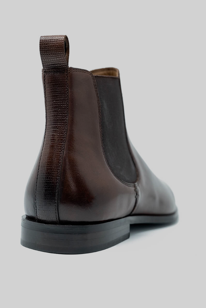 walk-london-florence-chelsea-brown