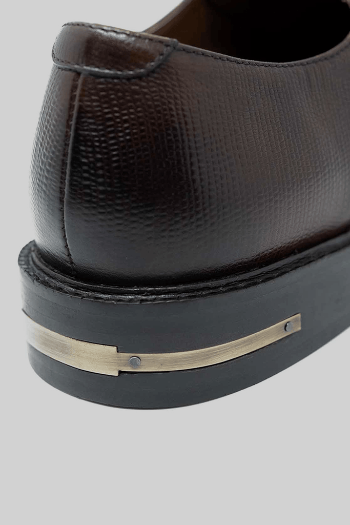 walk-london-oliver-monk-brown