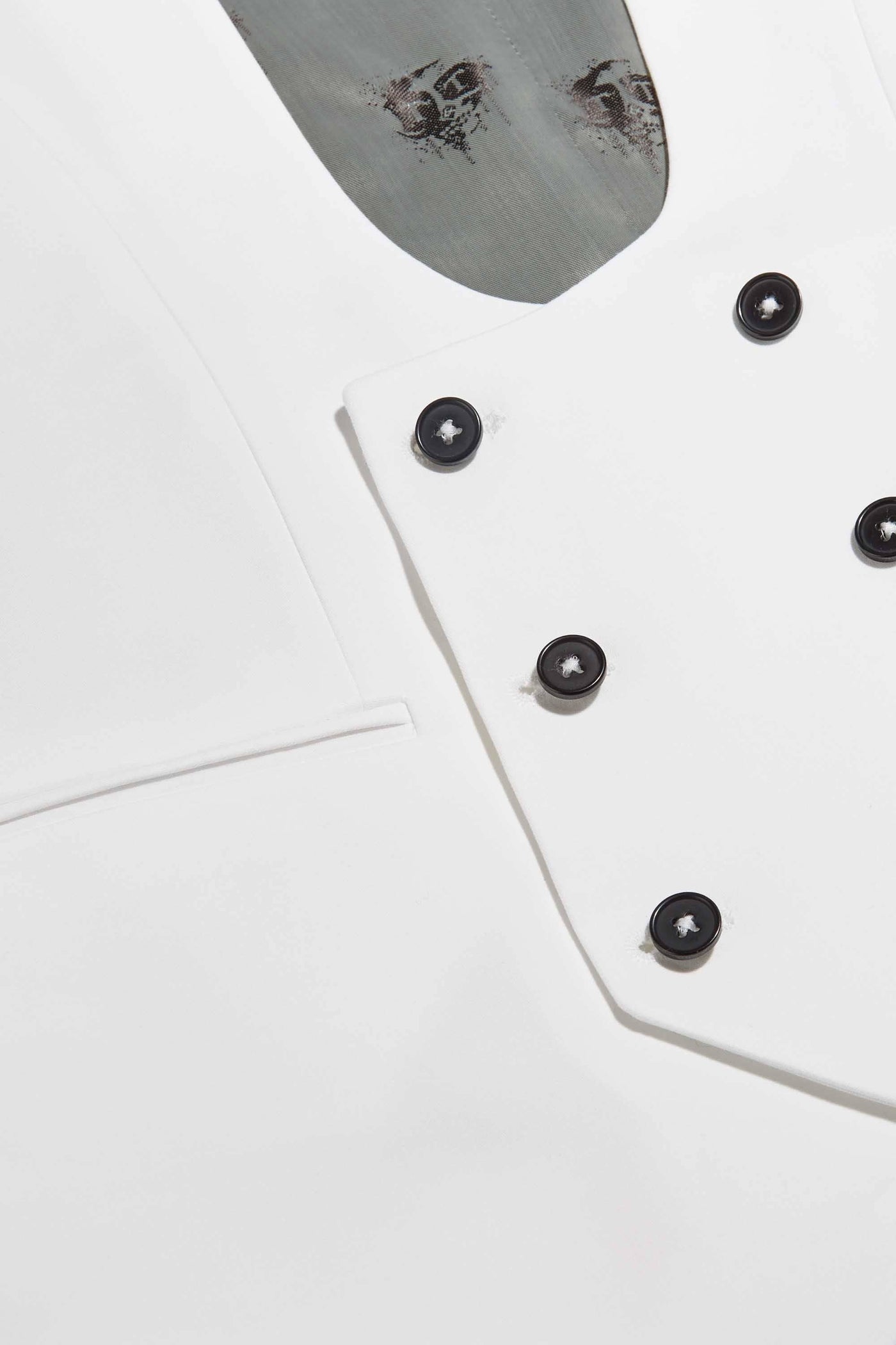 Twisted Tailor Hemmingway Skinny Fit Waistcoat in White - New Ellroy